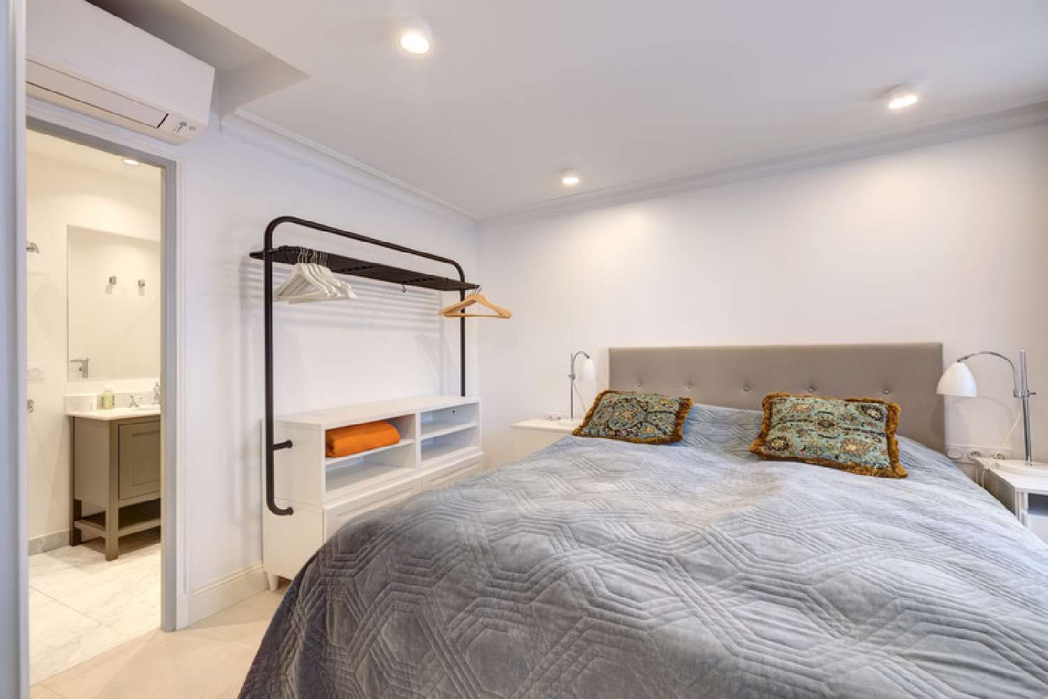 à vendre villa Antibes 06160 Alpes-Maritimes 4