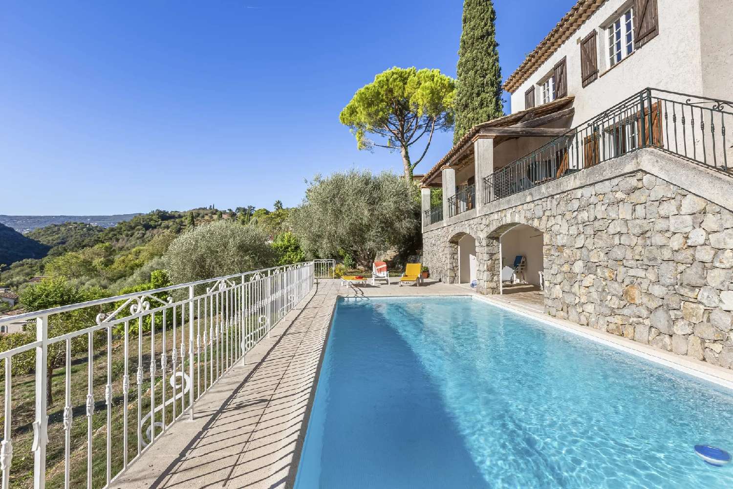 te koop villa Auribeau-sur-Siagne Alpes-Maritimes 2
