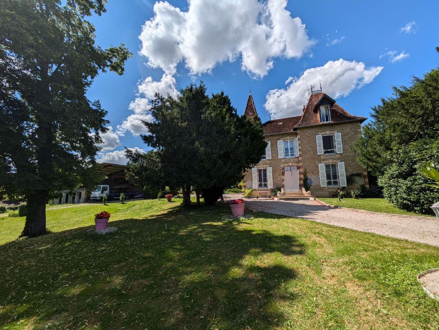 te koop villa Bletterans Jura 1