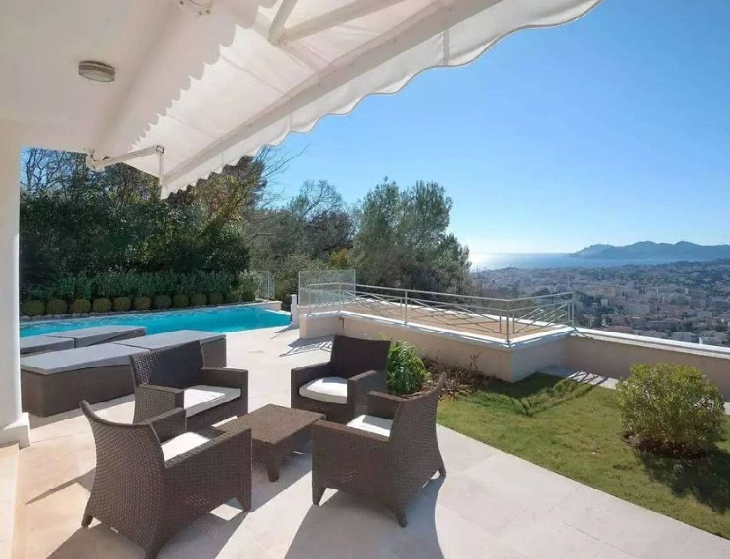  te koop villa Cannes La Bocca Alpes-Maritimes 5