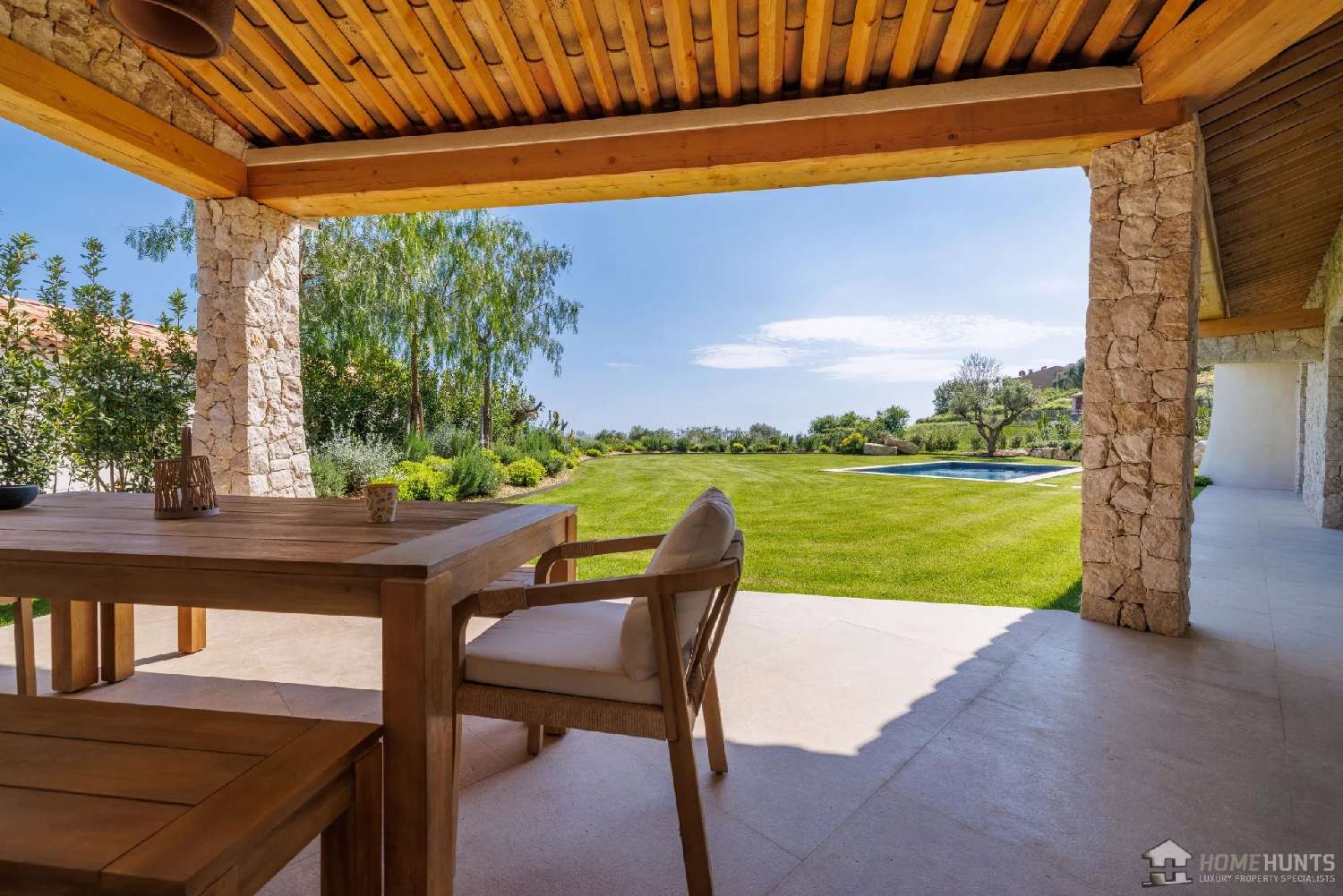 à vendre villa Coursegoules Alpes-Maritimes 4