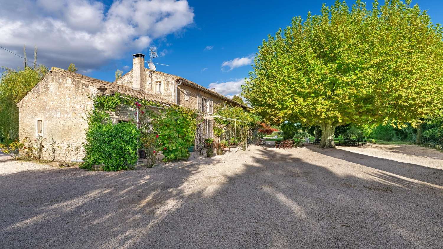 à vendre villa Eygalières Bouches-du-Rhône 1