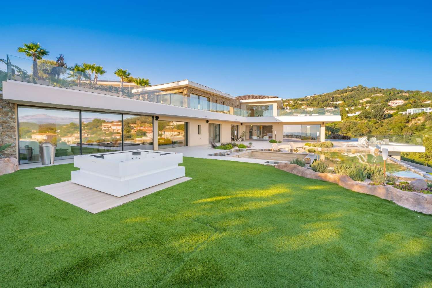 for sale villa Fréjus Var 3