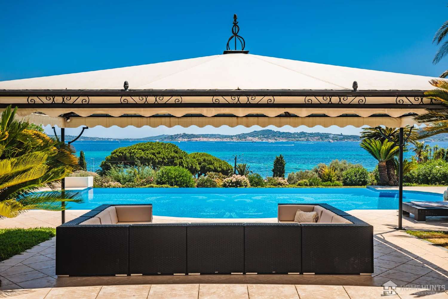 for sale villa Grimaud Var 3