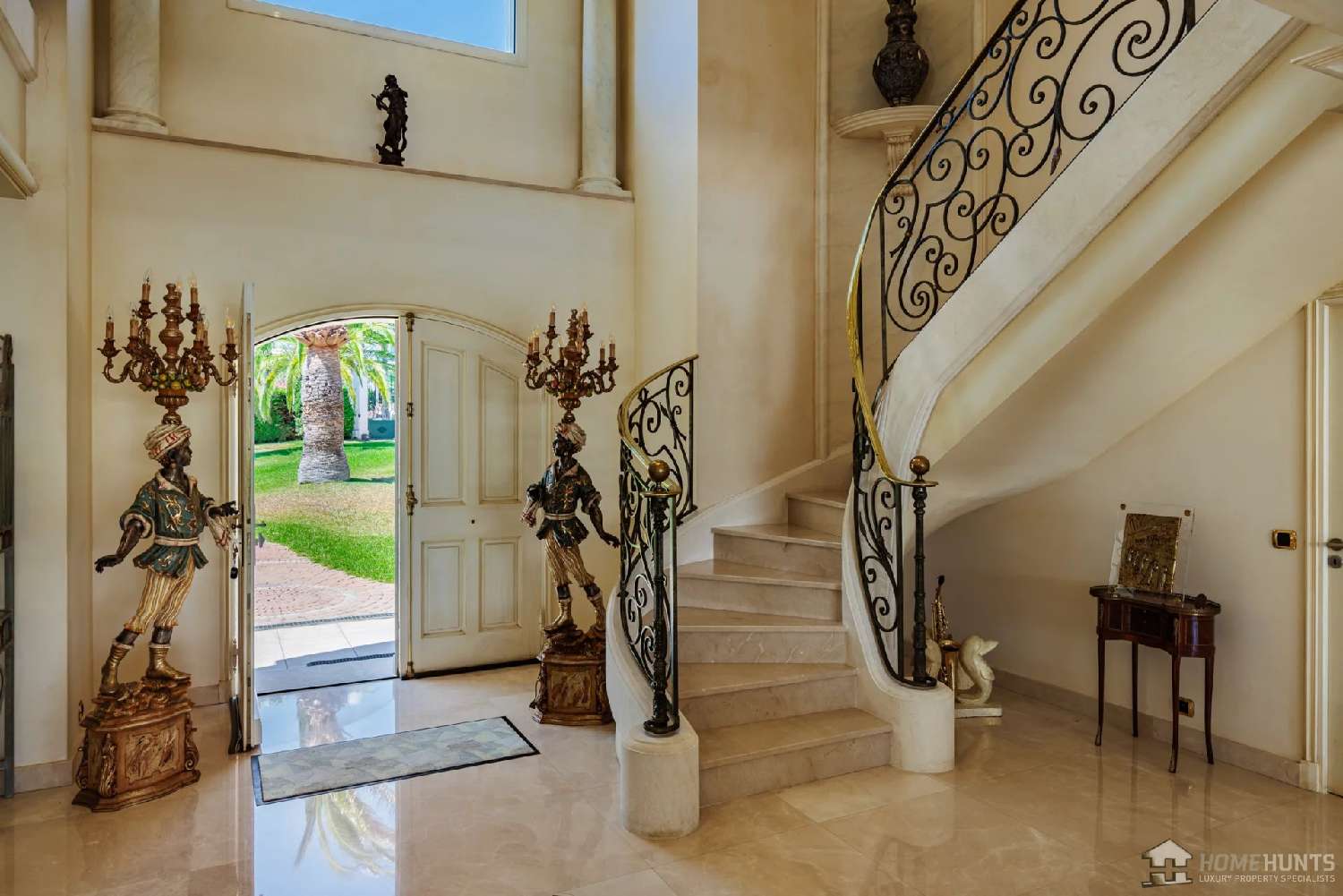 for sale villa Grimaud Var 6