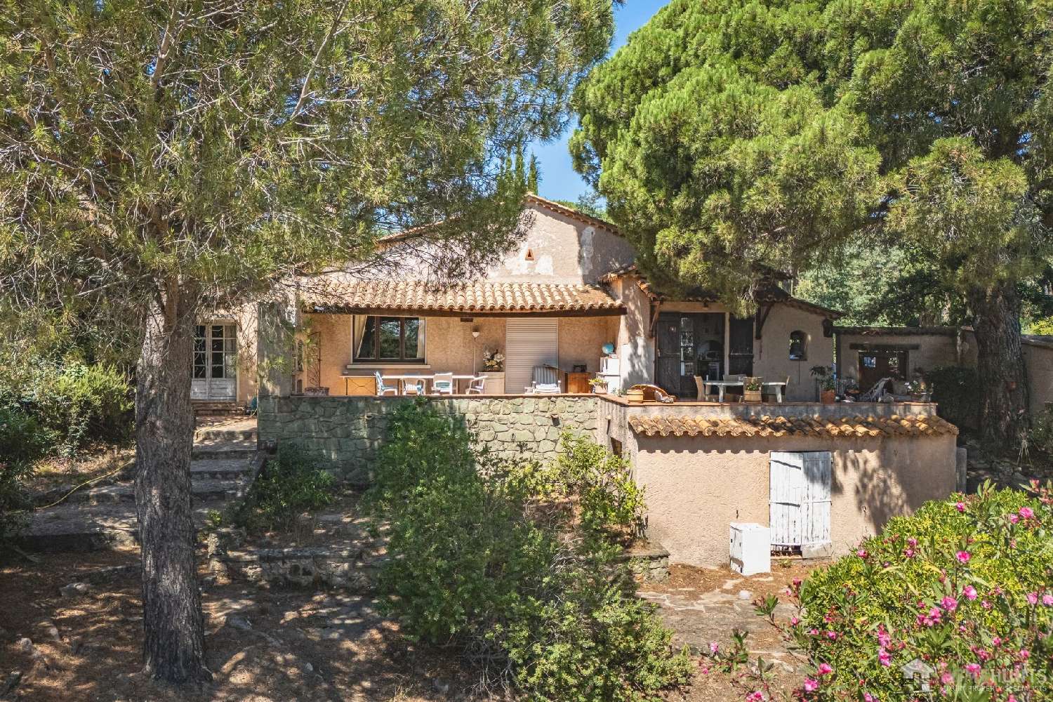 for sale villa Grimaud Var 2