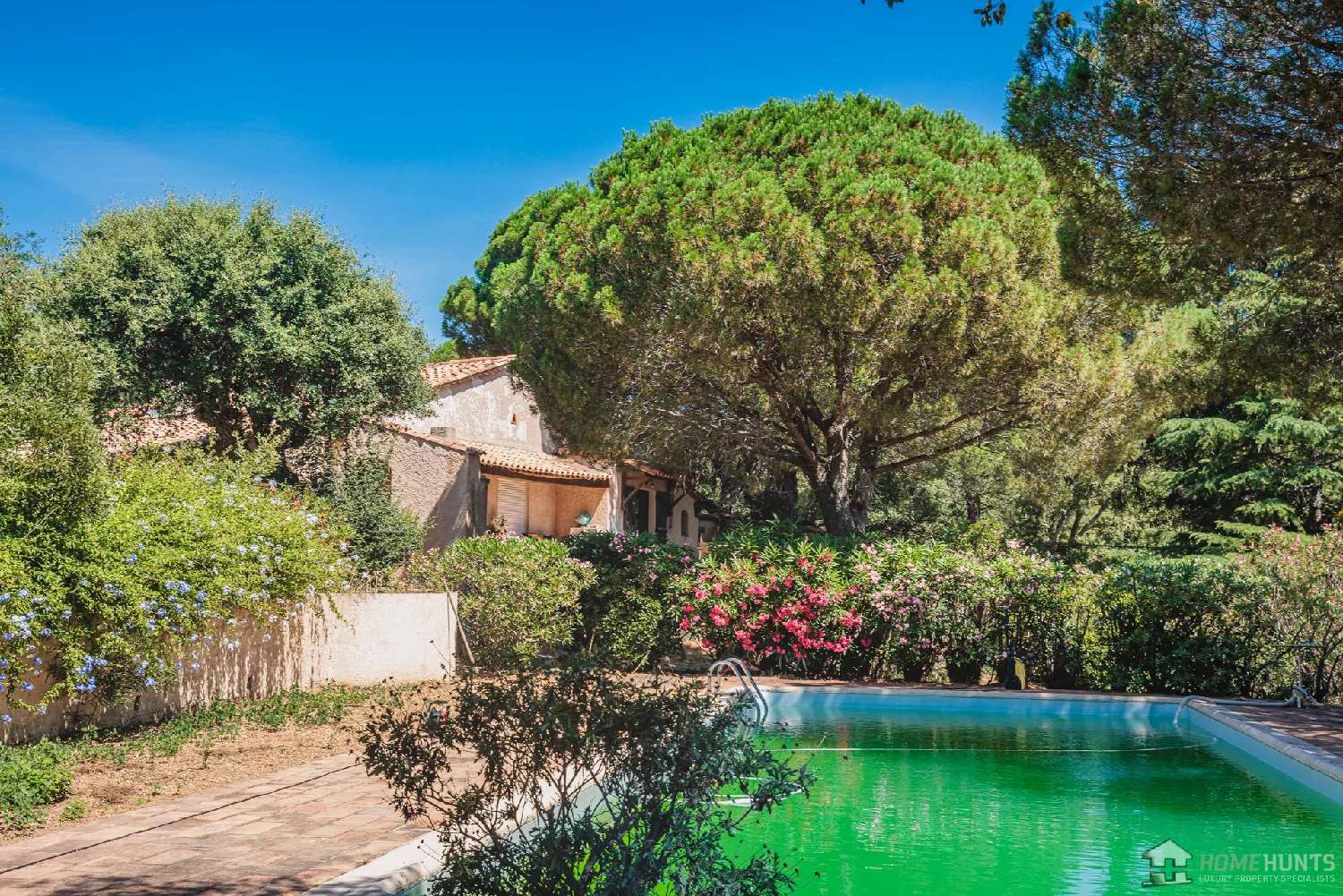 for sale villa Grimaud Var 4