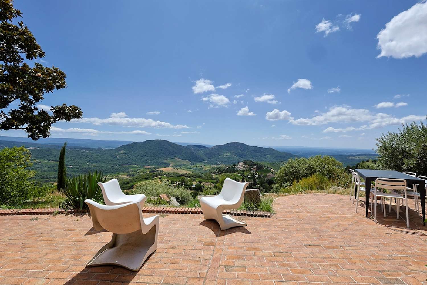  te koop villa Le Barroux Vaucluse 1