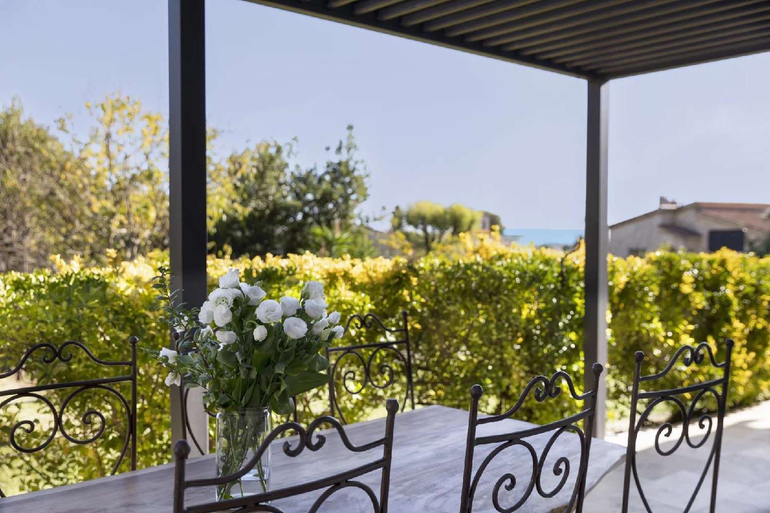  te koop villa Le Rouret Alpes-Maritimes 2