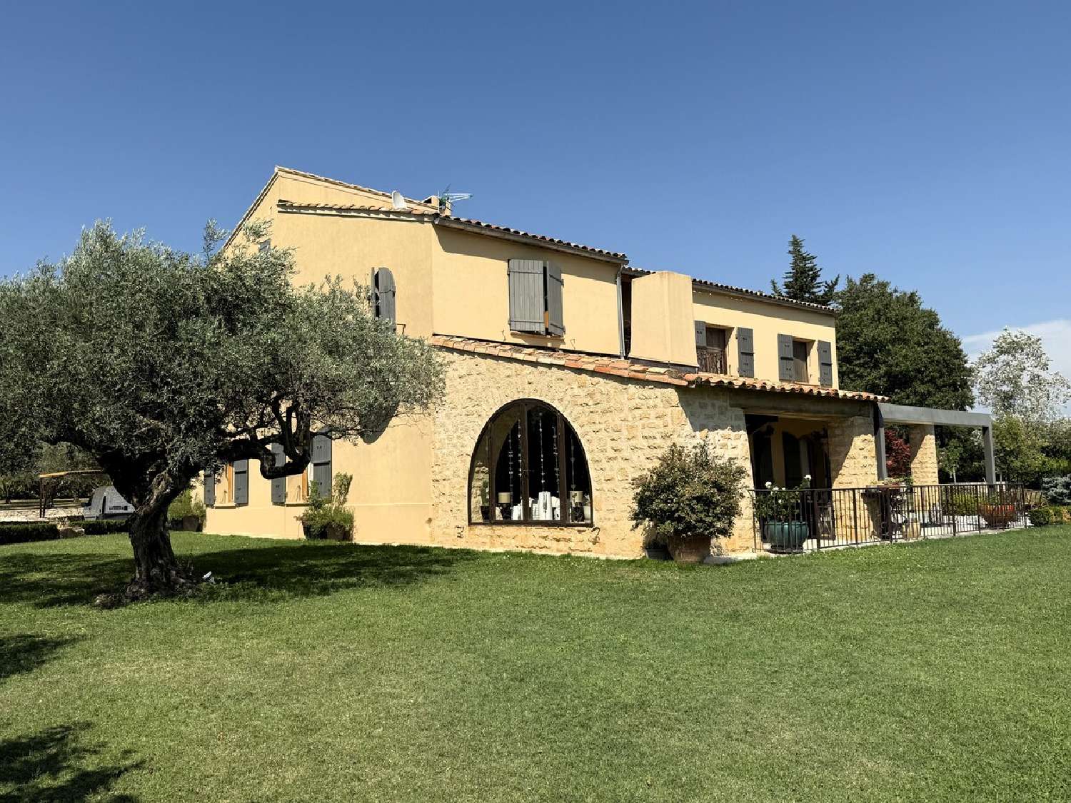  en venta villa Lourmarin Vaucluse 3