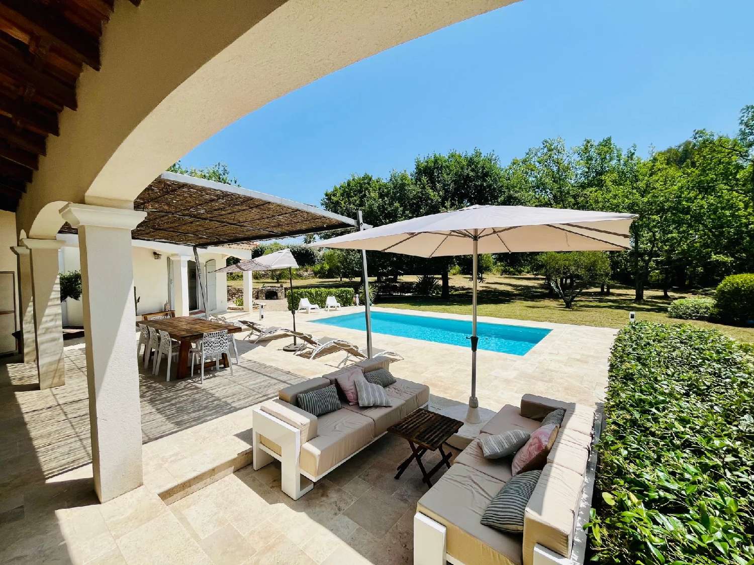 for sale villa Mons Var 8