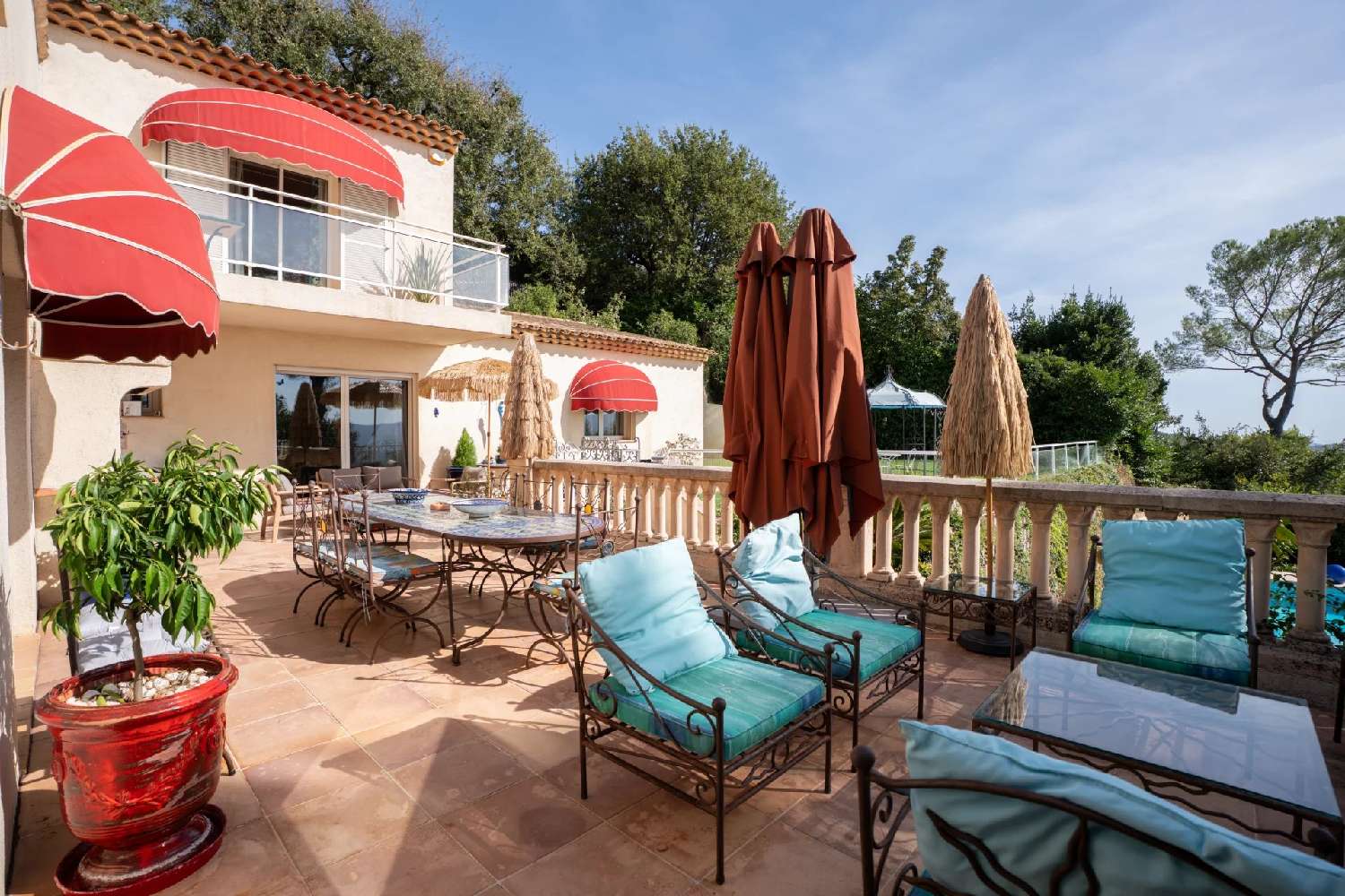 te koop villa Mouans-Sartoux Alpes-Maritimes 2