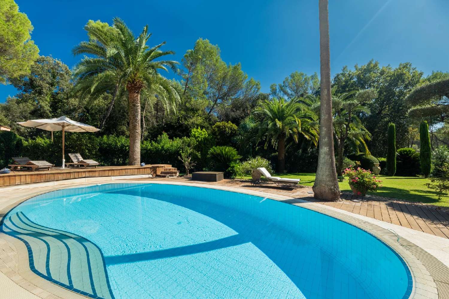  for sale villa Mougins Alpes-Maritimes 4