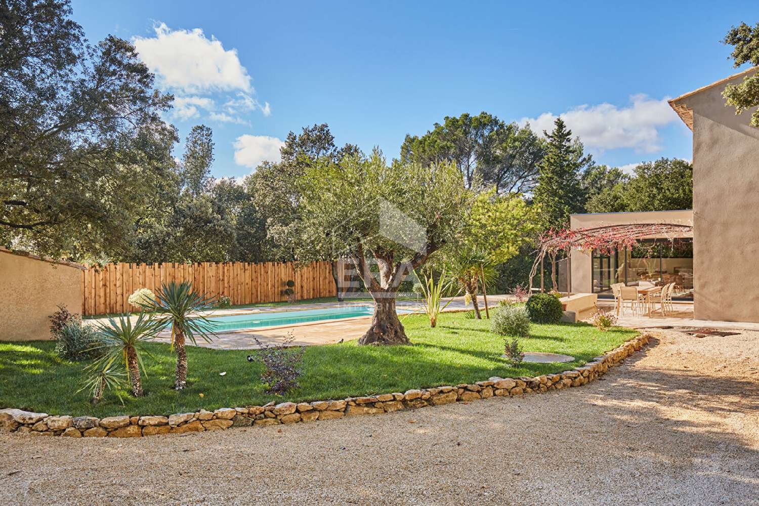 te koop villa Rognes Bouches-du-Rhône 2