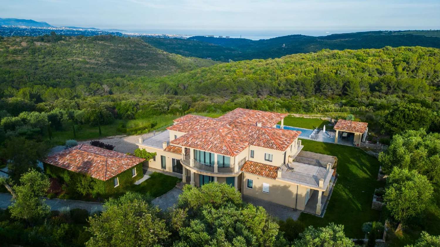 à vendre villa Roquefort-les-pins Alpes-Maritimes 1