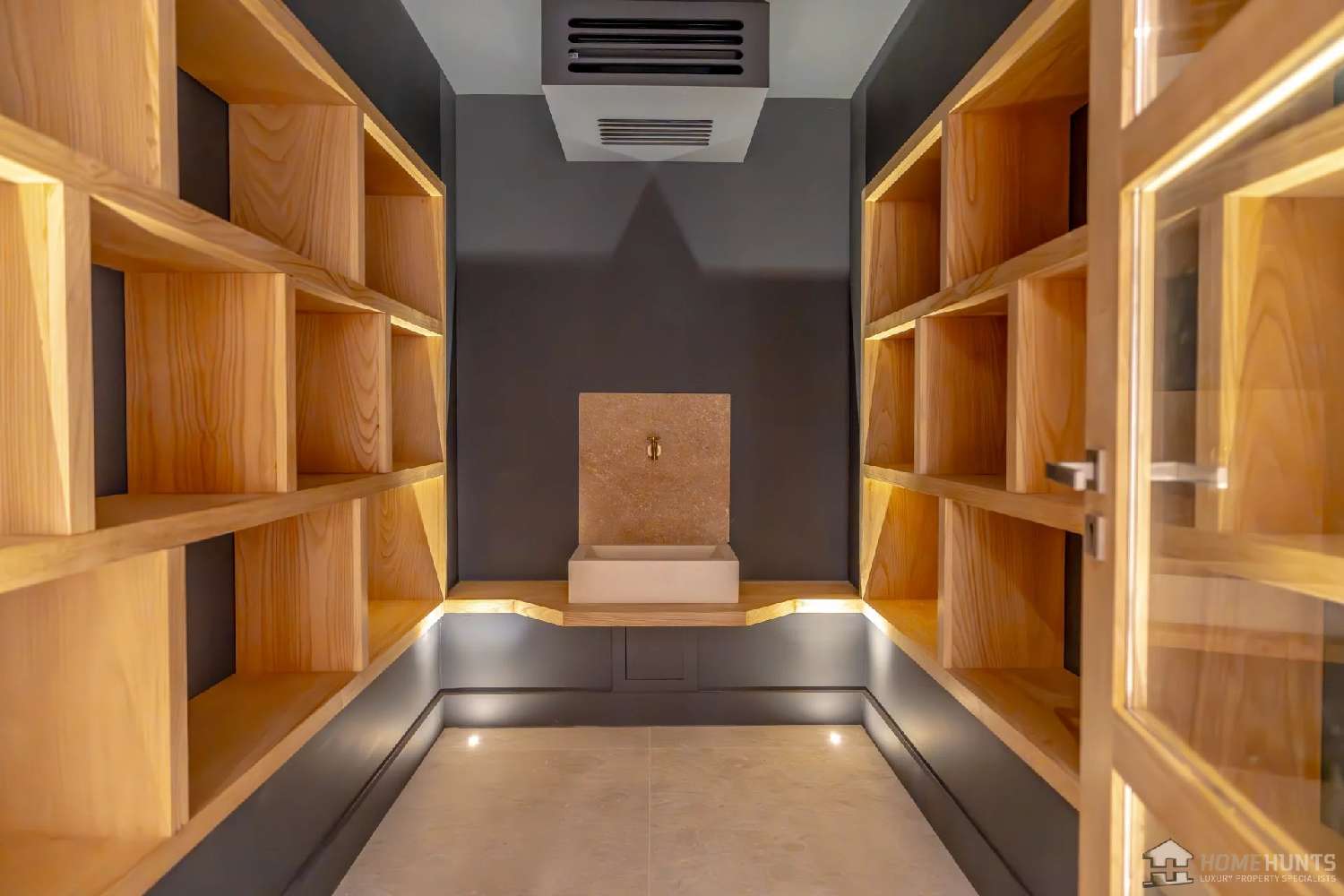 for sale villa Sainte-Maxime Var 8