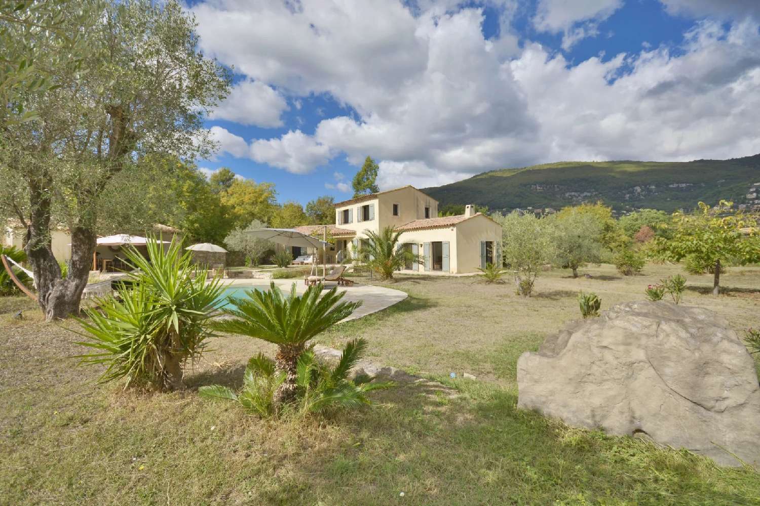  à vendre villa Valbonne Alpes-Maritimes 3