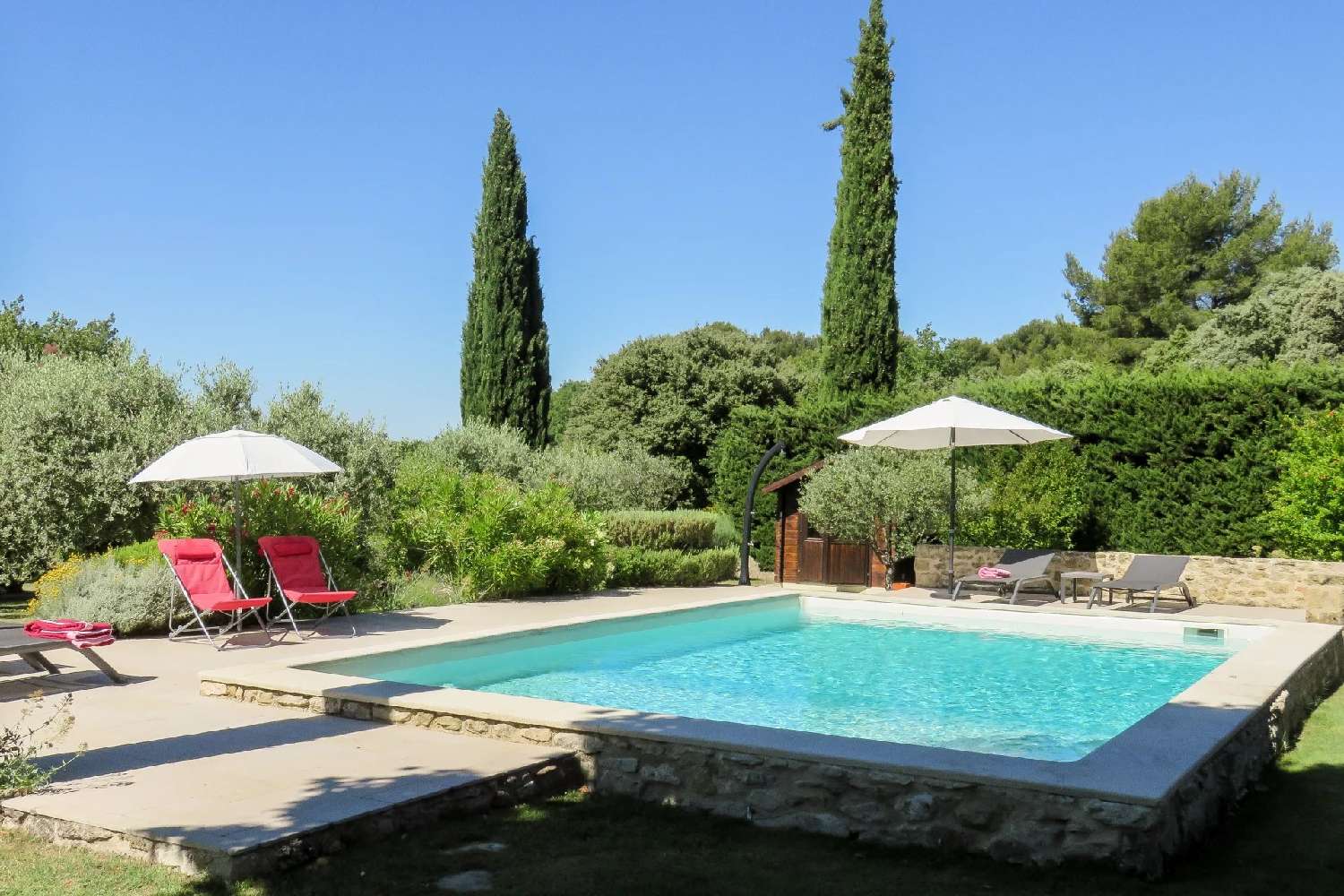  for sale villa Vaugines Vaucluse 2