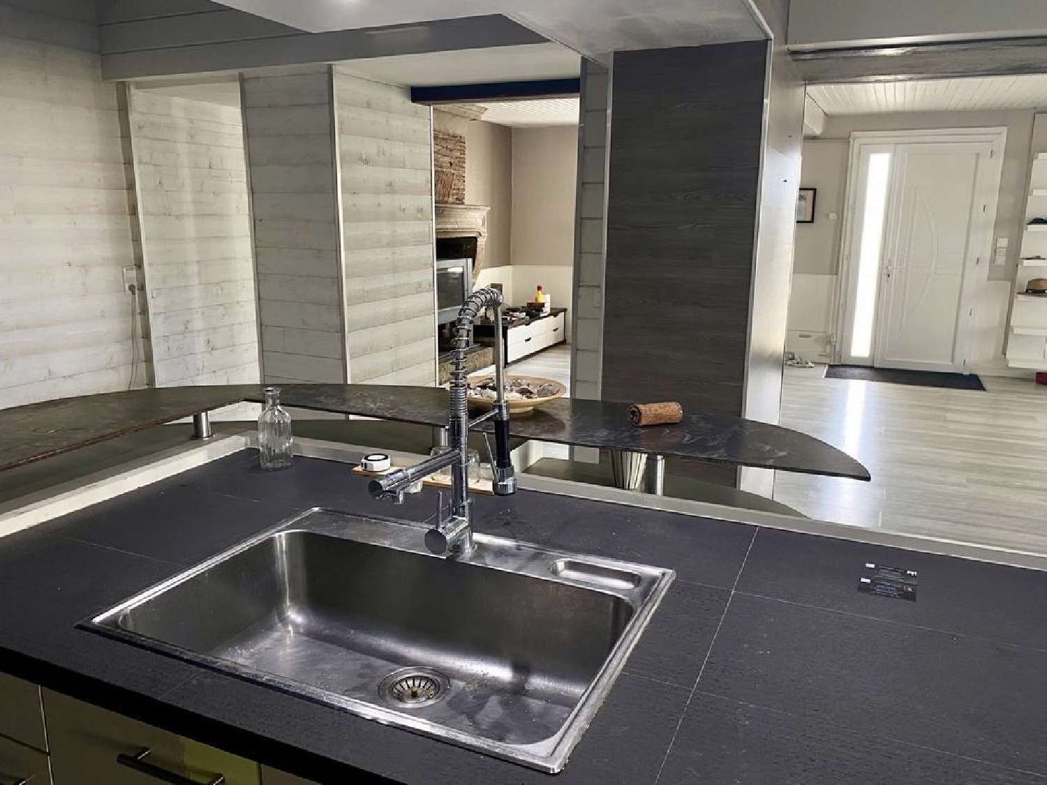 for sale villa Villandraut Gironde 1