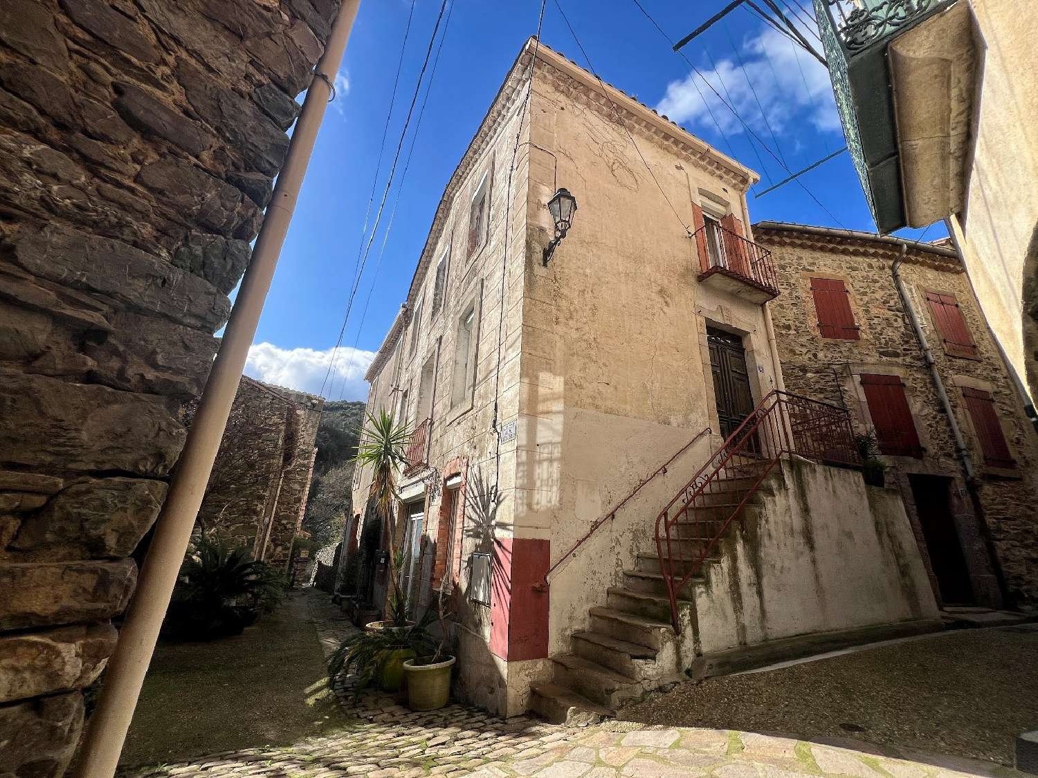  te koop dorpshuis Berlou Hérault 2