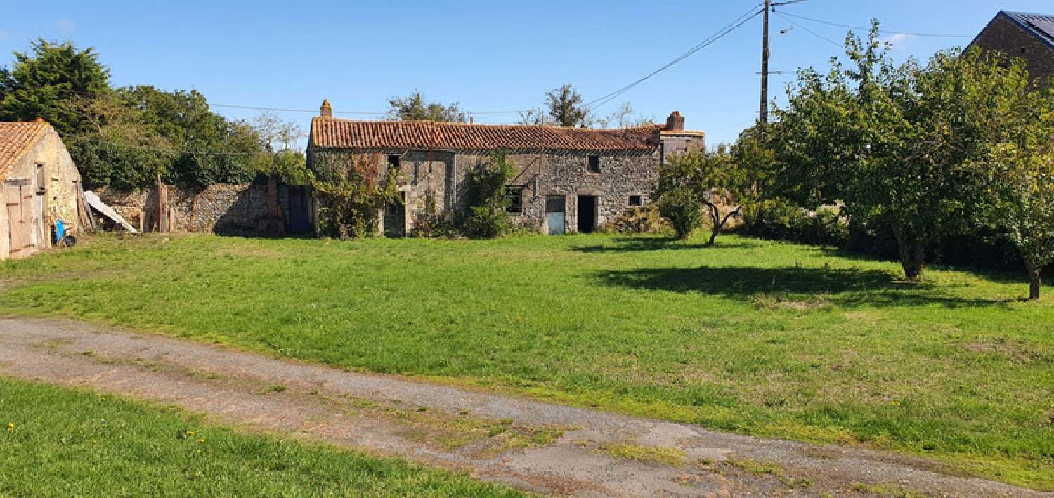 à vendre maison de village Borcq-sur-Airvault Deux-Sèvres 3