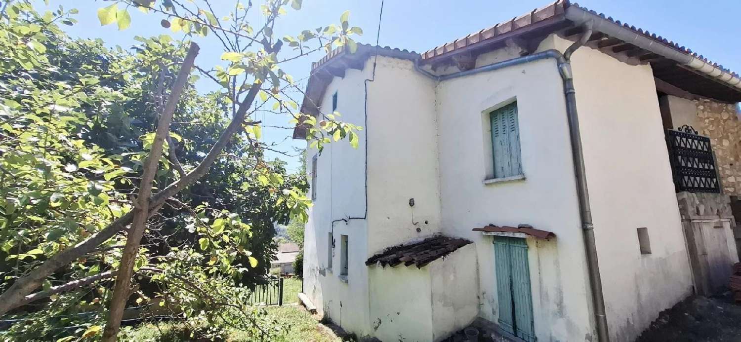  te koop dorpshuis Cadarcet Ariège 1