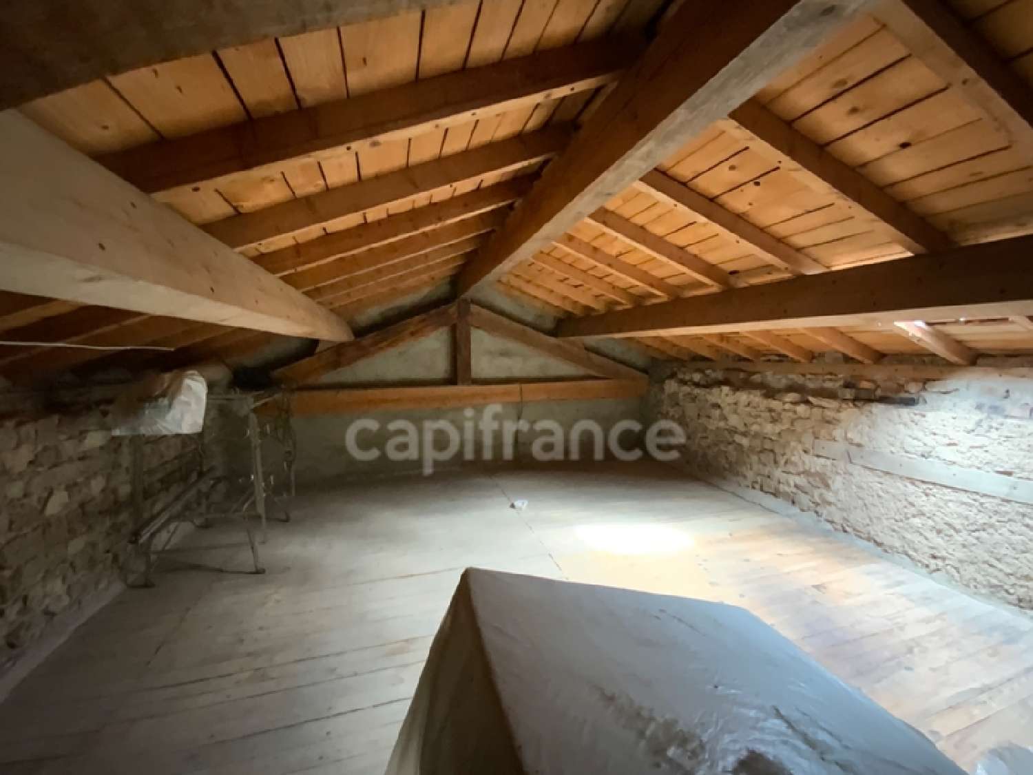  à vendre maison de village Cervières Loire 7