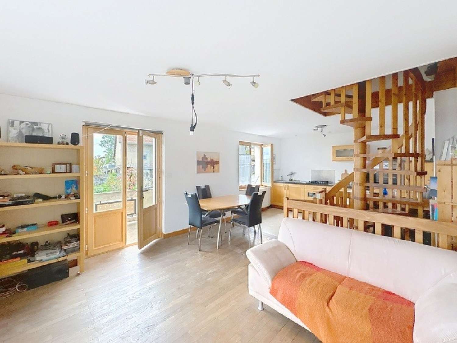  à vendre maison de village Cranves-Sales Haute-Savoie 3