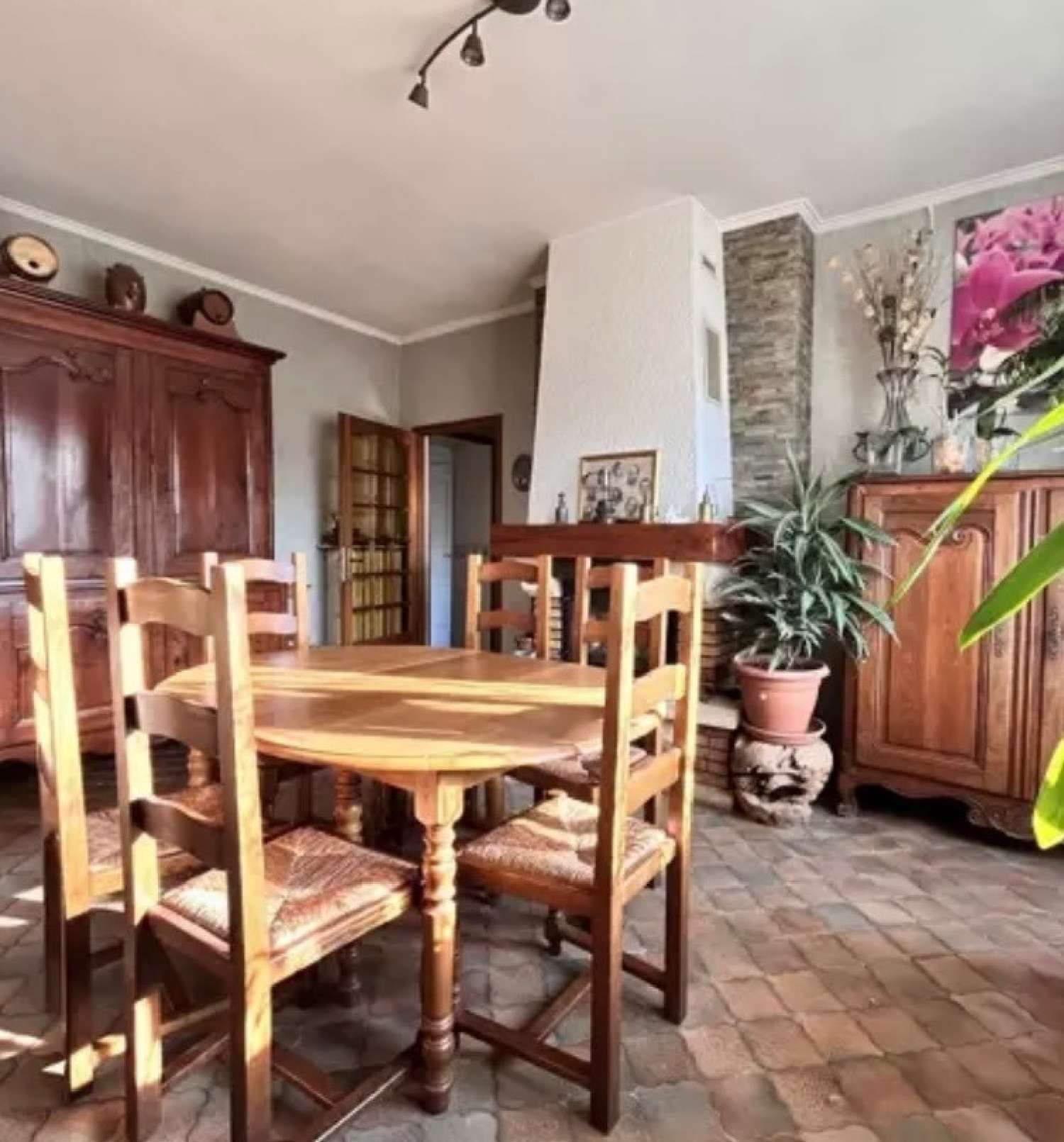 te koop dorpshuis Cuchery Marne 2