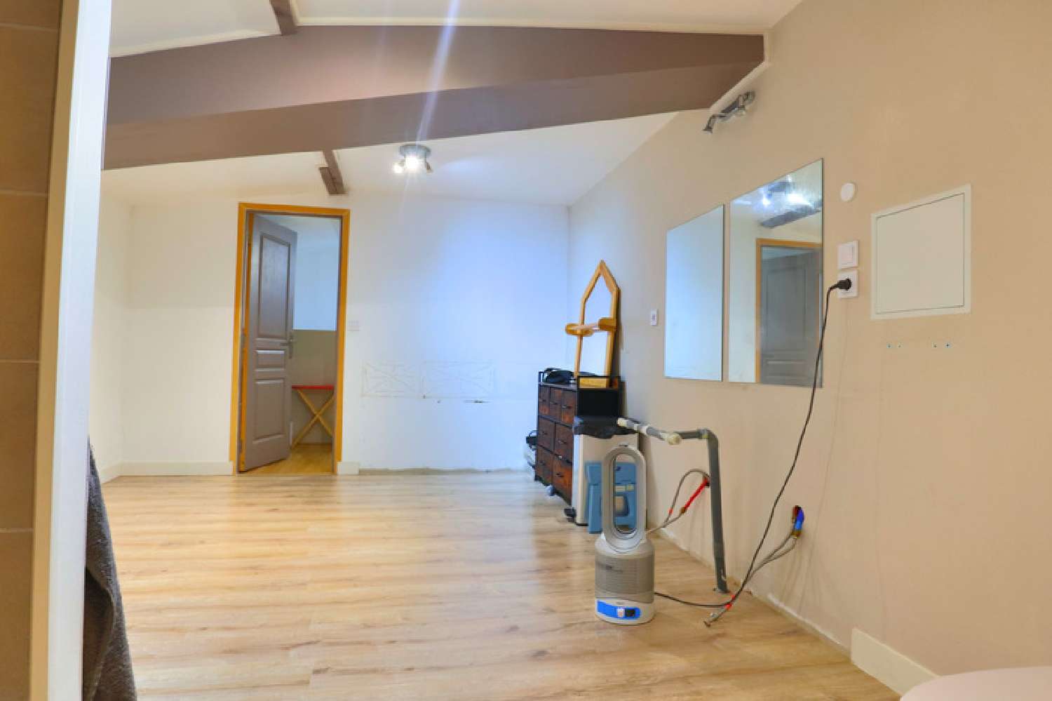  te koop dorpshuis Érôme Drôme 7