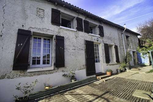 Gourvillette Charente-Maritime village house foto 7185884