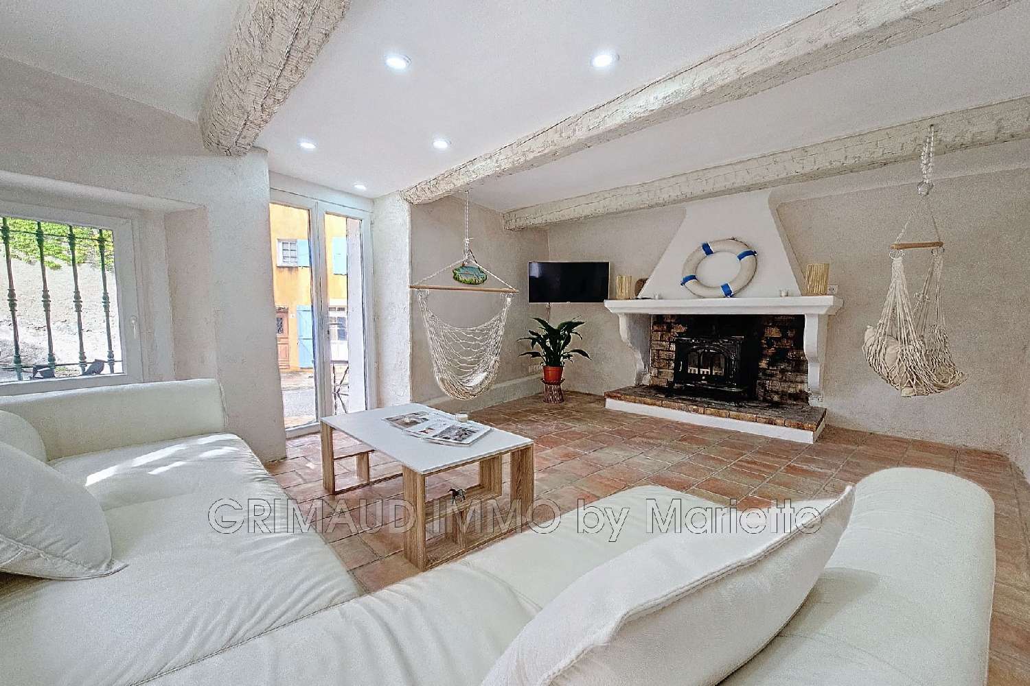 te koop dorpshuis La Garde-Freinet Var 1