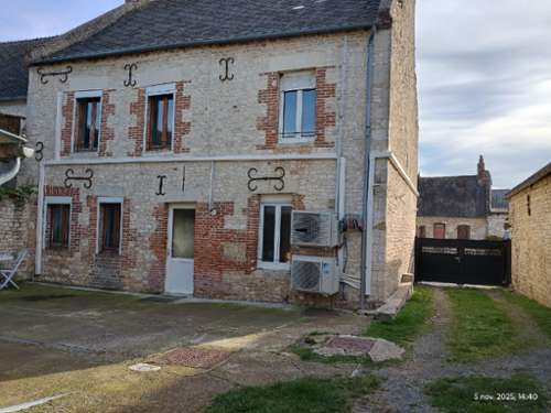 Montigny-le-Franc Aisne dorpshuis foto