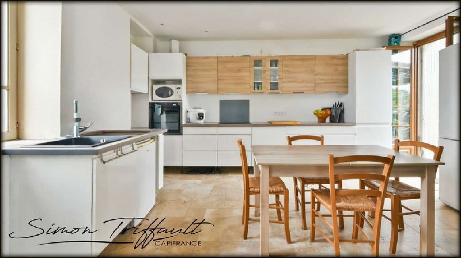  for sale village house Parigné-l'Évêque Sarthe 2