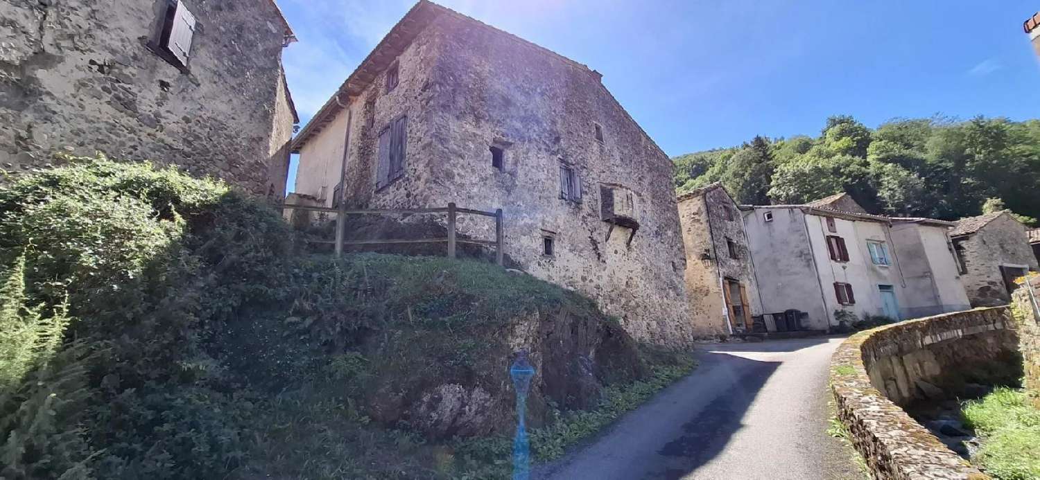 te koop dorpshuis Prayols Ariège 4
