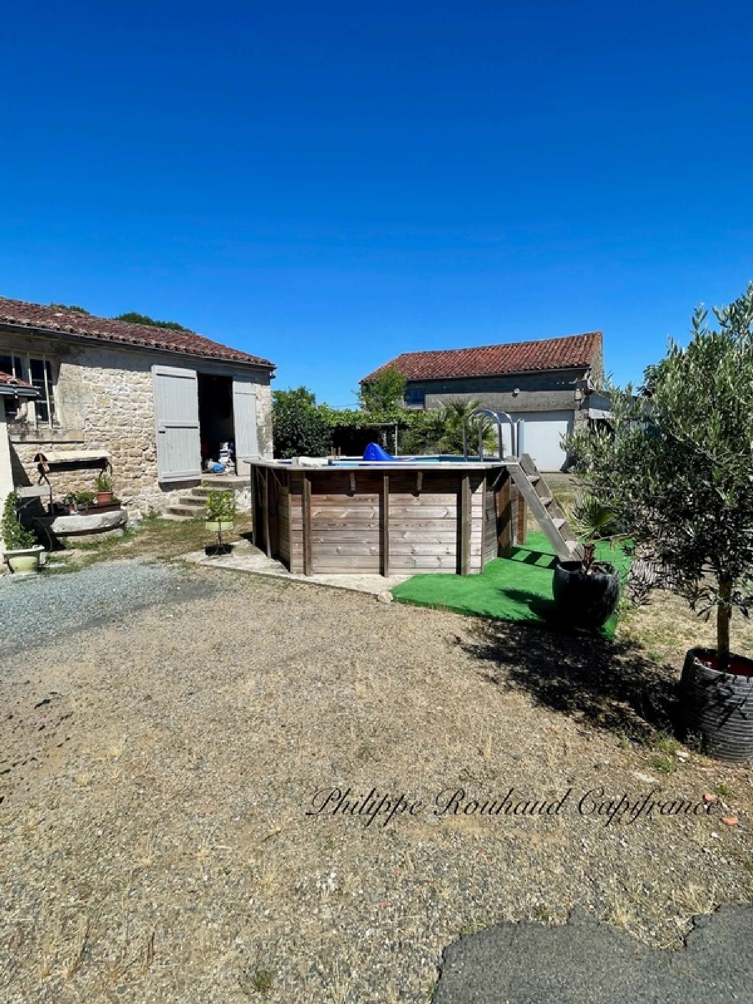  te koop dorpshuis Puy-de-Serre Vendée 2