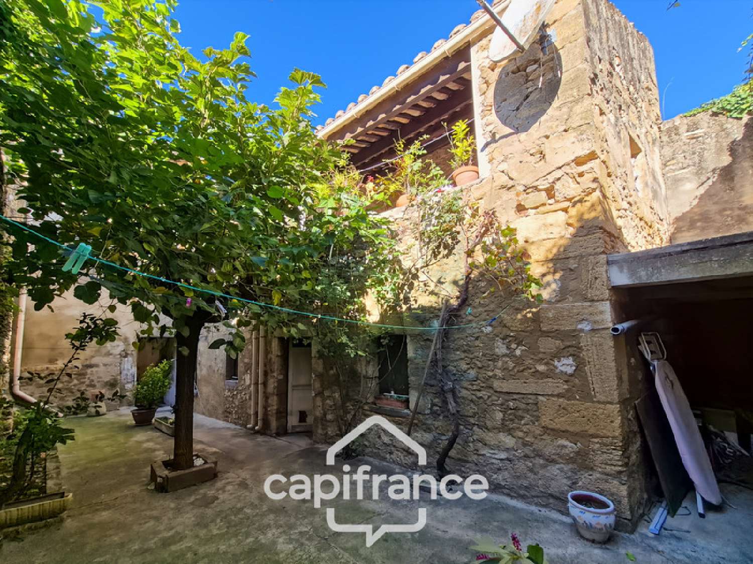  à vendre maison de village Roquemaure Gard 1
