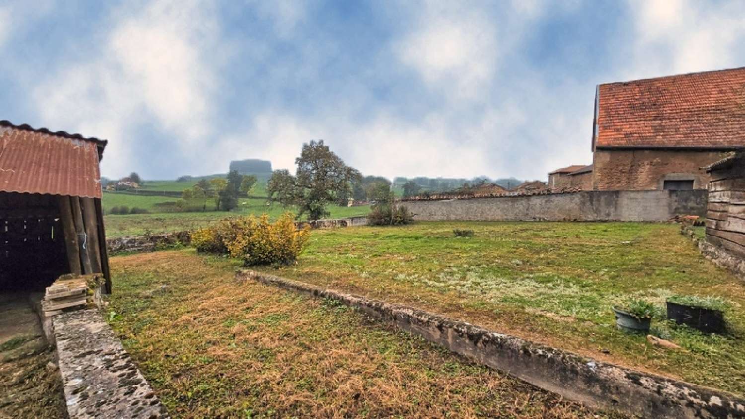 for sale village house Saint-Igny-de-Vers Rhône 3