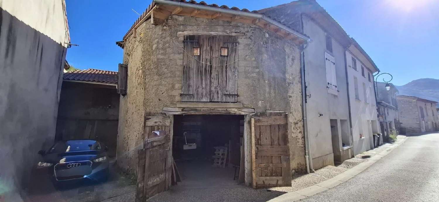  te koop dorpshuis Saint-Paul-de-Jarrat Ariège 1