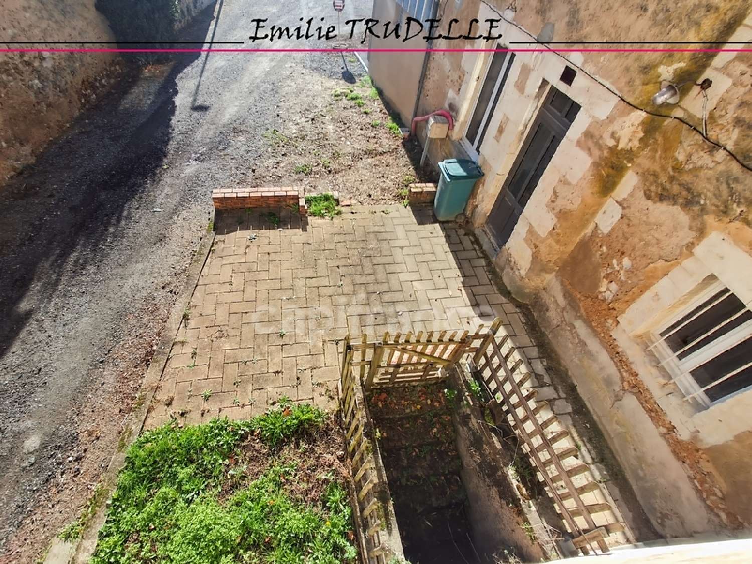  for sale village house Saint-Vincent-du-Lorouër Sarthe 3