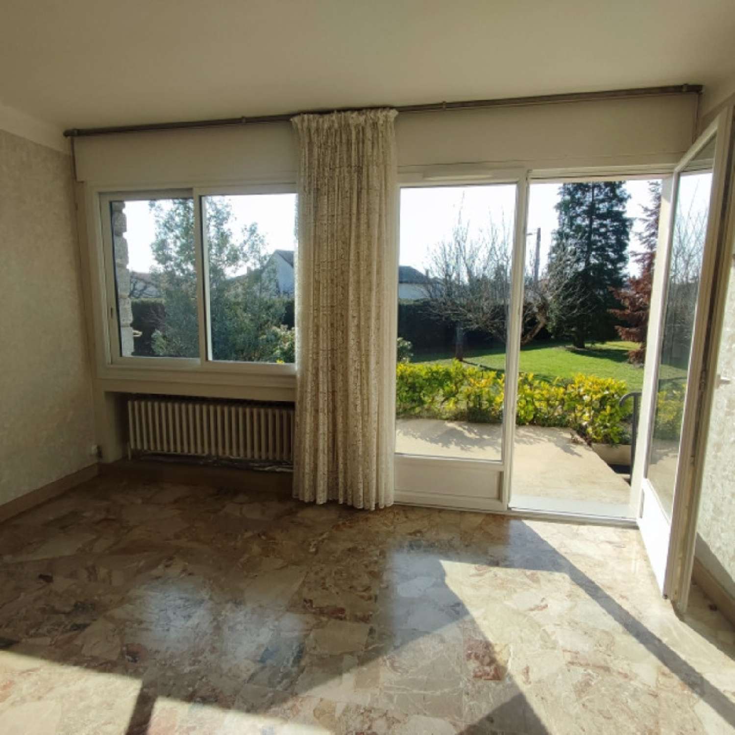 à vendre appartement Chambles Loire 3