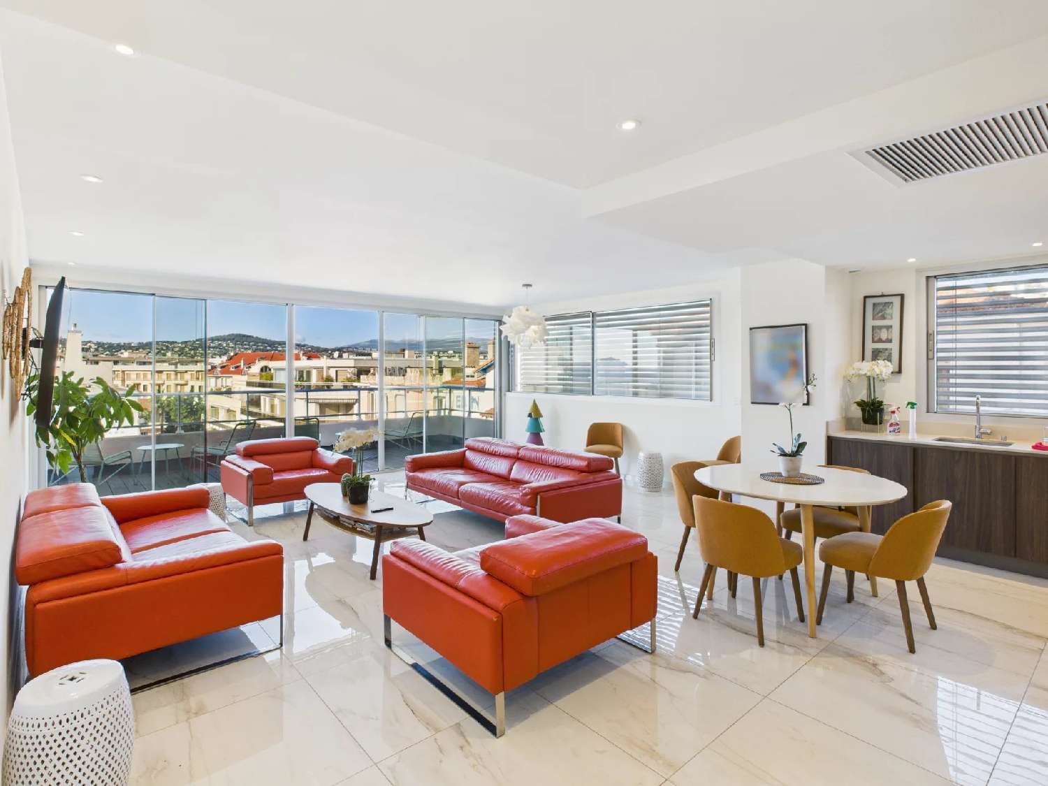  for sale apartment Juan-les-Pins Alpes-Maritimes 1