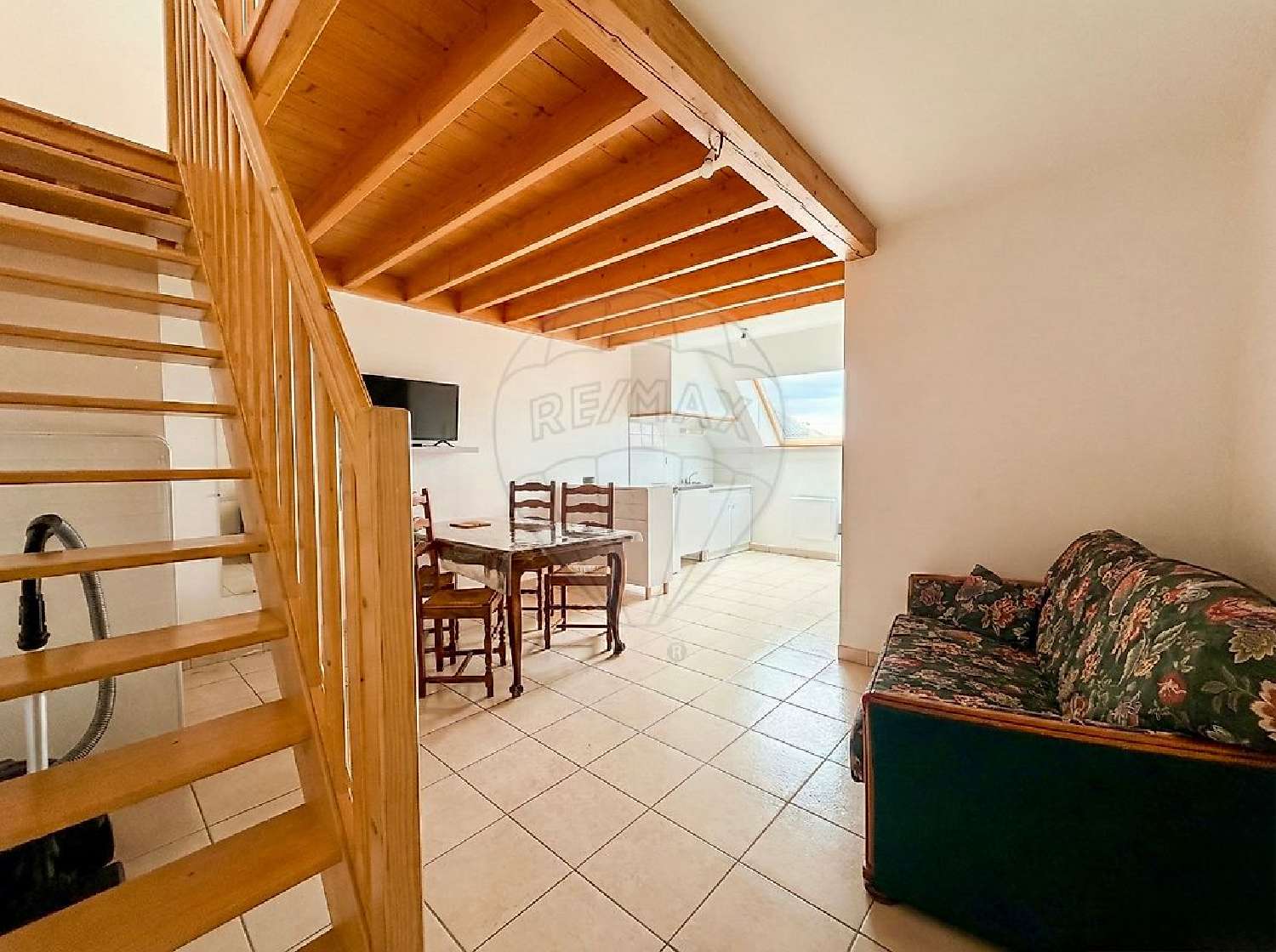  for sale apartment La Chapelle-Saint-Luc Aube 1