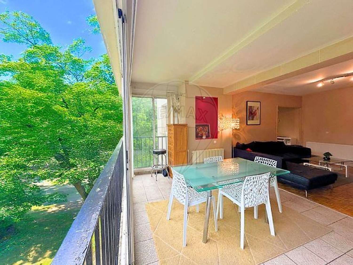 for sale apartment Lamorlaye Oise 1