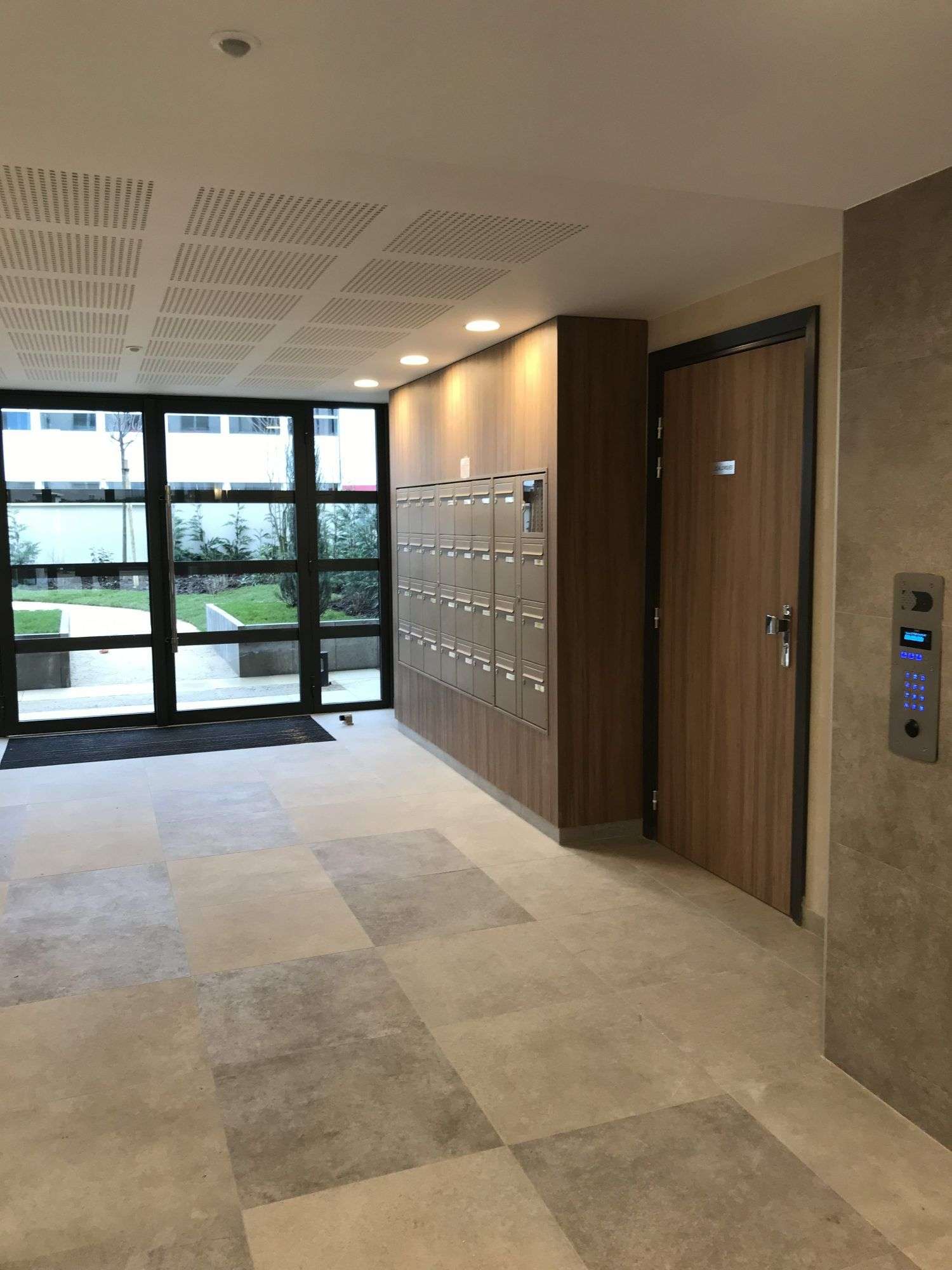  te koop appartement Les Clayes-sous-Bois Yvelines 1