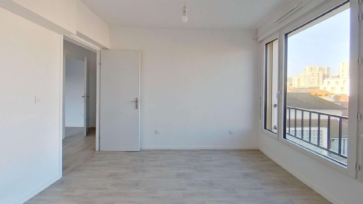  te koop appartement Montreuil Seine-Saint-Denis 8