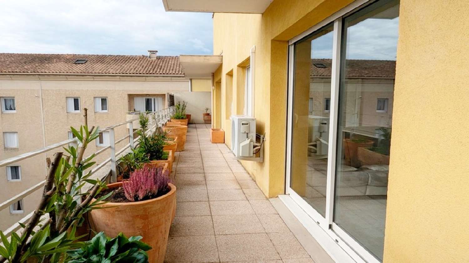  à vendre appartement Salon-de-Provence Bouches-du-Rhône 3