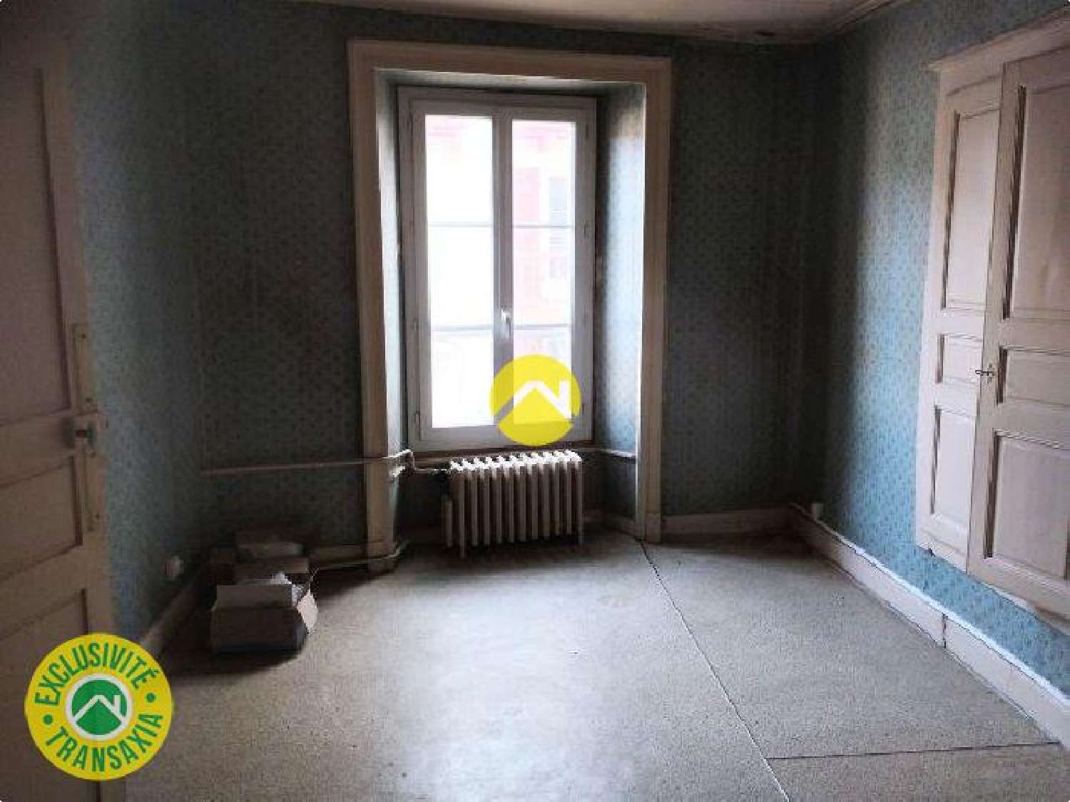  te koop appartement Vic-sur-Cère Cantal 3