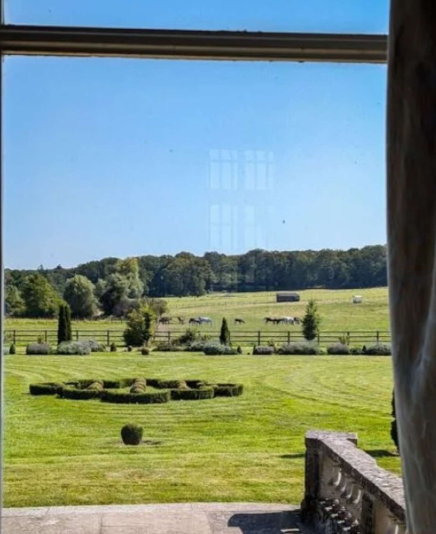  for sale castle Chantilly Oise 2