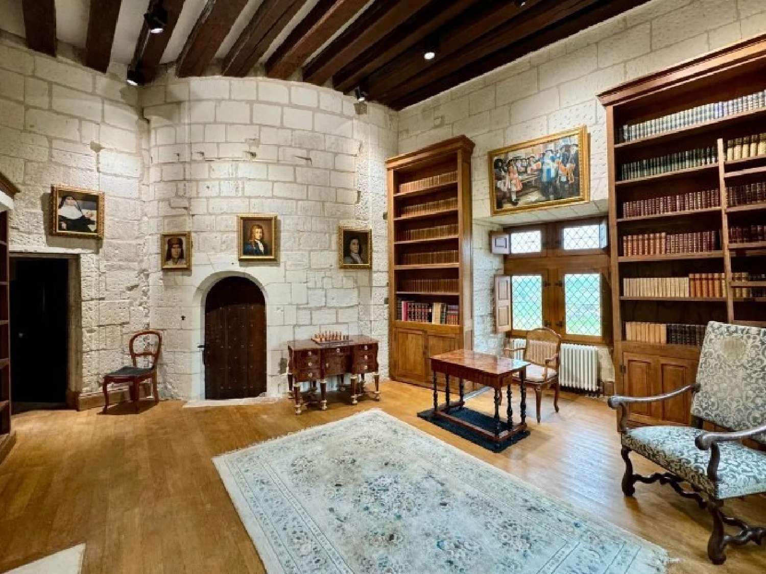  te koop kasteel Châteauroux Indre 5